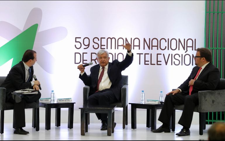 Andrés Manuel López Obrador participó en la 59 Semana Nacional de Radio y Televisión. SUN/V. Rosas
