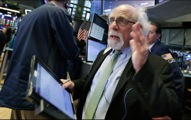 El Dow Jones ganó 331.80 puntos, hasta 24 mil 261.95 enteros. AP / R. Drew