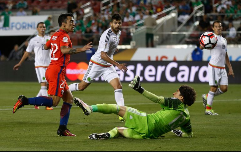 El pasaje más vergonzoso del Tricolor en la Copa América Centenario de 2016 fue la goleada 7-0 por parte de Chile. Fue el último partido de México en el certamen de la Conmebol. MEXSPORT