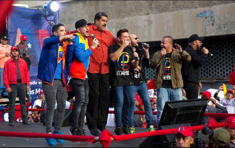 Nicolás Maduro, durante un acto de campaña en Caracas. AP/A. Cubillos