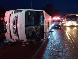 Personal de seguridad precisa que 16 personas fueron trasladadas para recibir atención médica por la condición de sus lesiones. ESPECIAL/ Protección Civil y Bomberos Zapopan