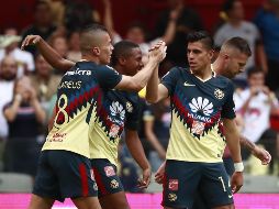 La clemencia de las Águilas se convirtió en complacencia hacia el final del primer tiempo. EFE / J. Méndez