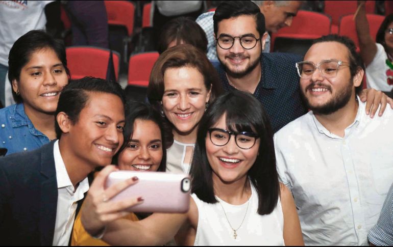 Trabajo. Zavala opinó que las políticas sociales no regalan dinero. SUN