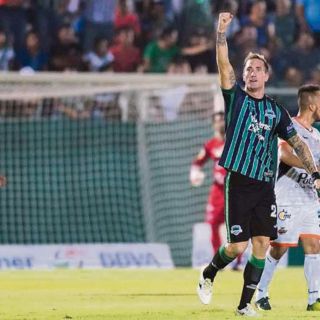 Los Cafetaleros dan golpe letal a los Alebrijes en juego de ida