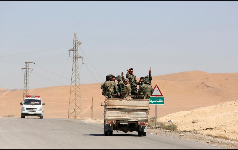 Entre los fallecidos se encuentran dos oficiales; informan que algunos cadáveres están carbonizados. AP/ARCHIVO