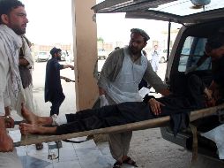 Decenas de heridos fueron trasladados a los hospitales para recibir atención médica; el número de víctimas mortales podría aumentar. AFP / F. Zahir