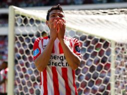 Lozano vio acción desde el principio en la jornada 34 de la Eredivisie. TWITTER / @psveindhoven