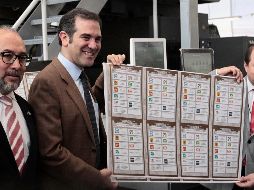 De aquí a la jornada electoral se imprimirán un total de 281.7 millones de boletas. EFE / M. Guzmán