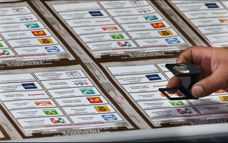De aquí a la jornada electoral se imprimirán un total de 281.7 millones de boletas. AP/M. Ugarte