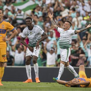 Santos elimina a unos displicentes Tigres y va a Semifinal