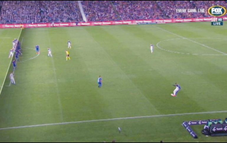 Polémica. Tres jugadores del Melbourne Victory estaban en fuera de lugar en la jugada de su gol. El VAR no mostró los ángulos para anular la anotación. ESPECIAL