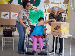 El Consejo Nacional Electoral (CNE) puso en operación más de 500 centros electorales para el ensayo. EFE/M. Gutiiérrez