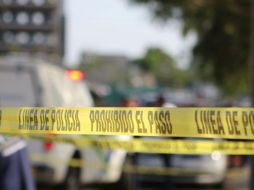 Personal del Servicio Médico Forense acudió a levantar el cuerpo, en el lugar encontraron siete casquillos calibre .380. ESPECIAL