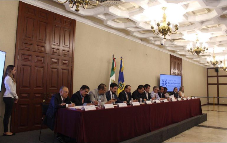 En sesión ordinaria, los 10 miembros de la junta aprobaron la instalación de dos mesas de trabajo. TWITTER / @marasiro