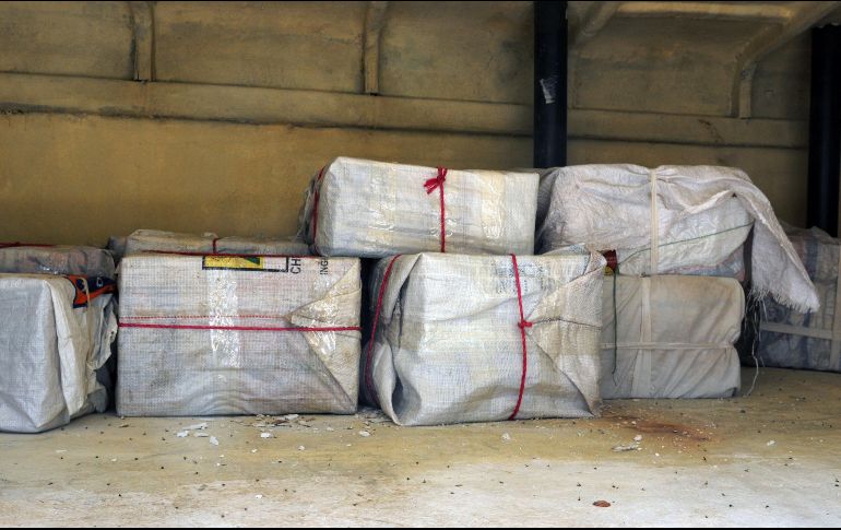 Aseguran que la cantidad de droga incautada tiene un coste de unos 5.2 millones de dólares. AFP