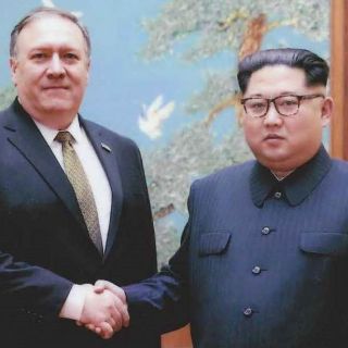 Jefe de la diplomacia de EU, Mike Pompeo, llega a Corea del Norte