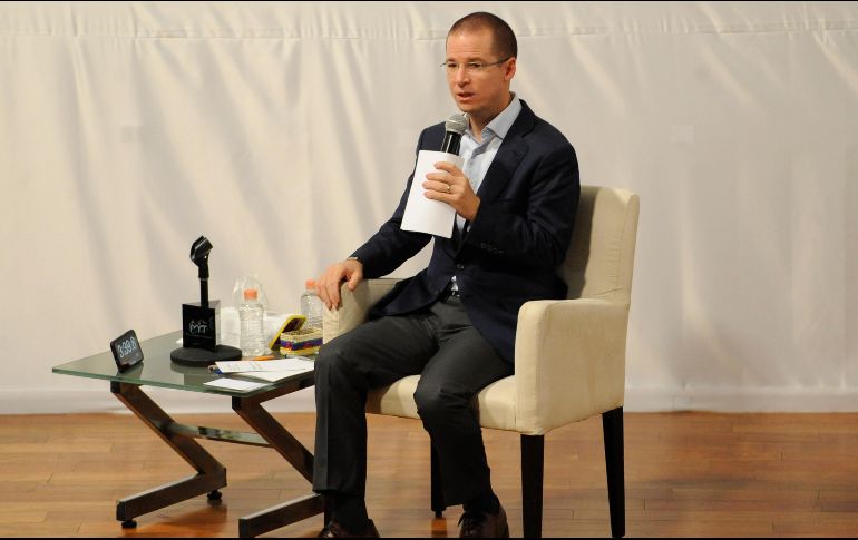 Ricardo Anaya participó en el Foro 10 por la Educación. EFE/M. Guzmán
