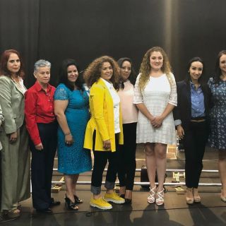 Celebran el primer debate entre candidatas