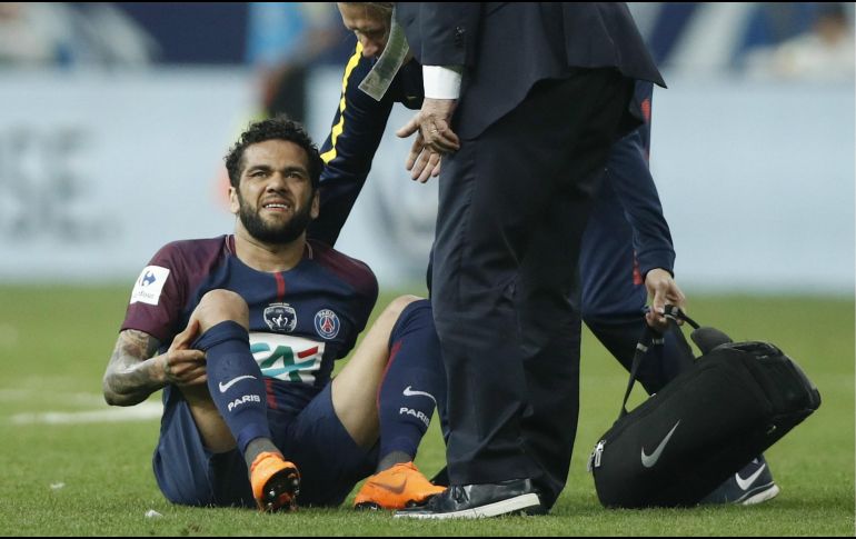 El jugador de 35 años se lesionó durante la final de la Copa de Francia. EFE / Y. Valat