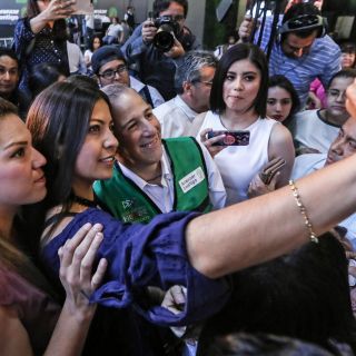 Las mujeres decidirán con su voto el destino del país: Meade
