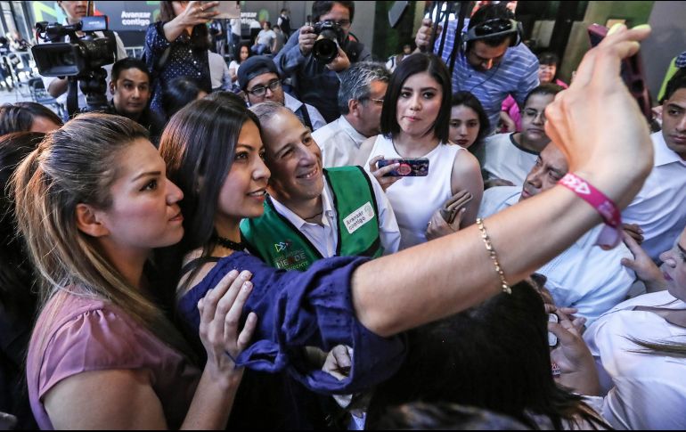 Meade se reunió con mujeres de Ciudad Juárez, Chihuahua, donde prometió ampliar el servicio de guarderías en el país. SUN / G. Espinosa