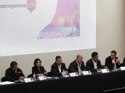 Seis de los siete candidatos a la gubernatura de Jalisco participarón en el foro previo al debate de este próximo domingo; Carlos Lomelí fue el único candidato ausente. EL INFORMADOR / A. Camacho