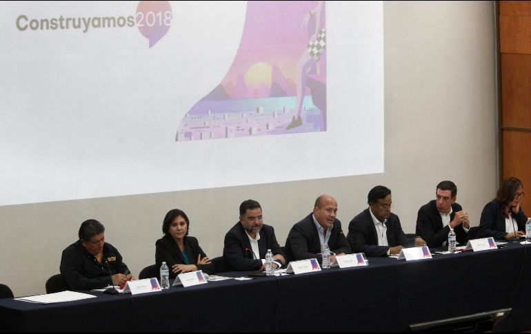 Seis de los siete candidatos a la gubernatura de Jalisco participarón en el foro previo al debate de este próximo domingo; Carlos Lomelí fue el único candidato ausente. EL INFORMADOR / A. Camacho