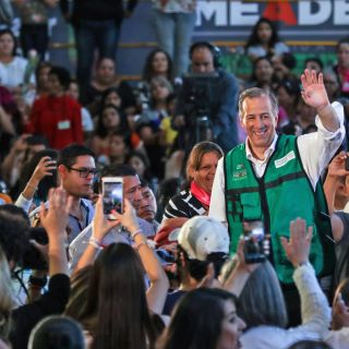 Meade convoca a defender legado de estabilidad y certidumbre en el país