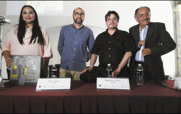 Presentación. De izquierda a derecha: Patricia Montelongo, Jorge Esquinca, Rafel Pérez y Pérez y Mario Martín del Campo. ESPECIAL