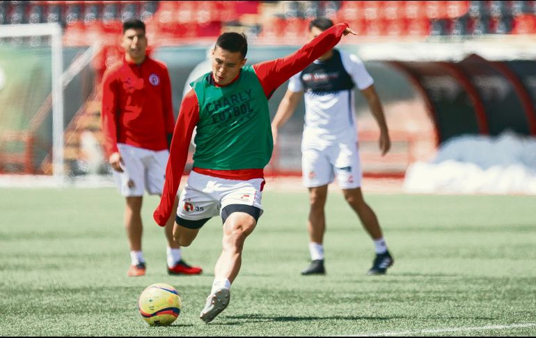 Juan Lucero va de inicio. Los Xolos comandados por Diego Cocca son fuertes en la Frontera Norte. MEXSPORT