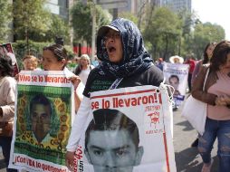 Los manifestantes exigen que las autoridades hagan todo lo necesario para encontrarlos. TWITTER / @AIMexico