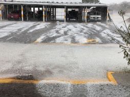 Elementos de Protección Civil del Estado, informaron que en sus instalaciones quedaron pavimentadas de hielo. ESPECIAL/ Protección Civil y Bomberos del Estado