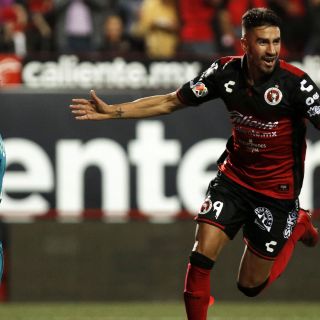 Xolos le mete un susto a los Diablos
