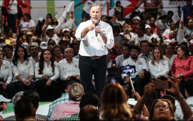 Meade expresó su afinidad por los Xolos a su llegada a Tijuana; en la foto se le ve en un evento en Ciudad Juárez. SUN / G. Espinosa