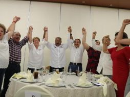 Esta es la primera gira que Cisneros (centro) realiza como líder priísta. TWITTER / @GinaTrujilloZ