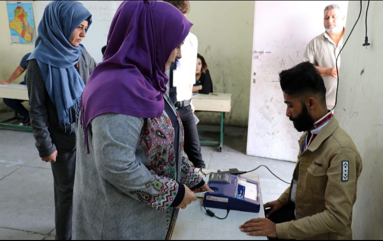 Las votaciones se celebran en medio de grandes medidas de seguridad, por temor a posibles atentados. AFP/M. Ibrahim