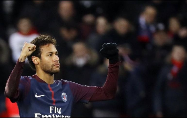 El ex jugador del Barcelona sufrió una lesión en el pie derecho el 25 de febrero pasado. EFE/ARCHIVO