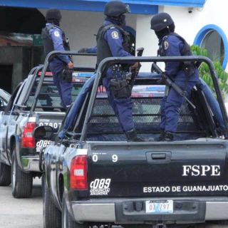 Cesan a 24 policías de León por indisciplina