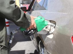 De abril a septiembre, con motivo del verano, se vislumbra un alza en los precios de los combustibles. EL INFORMADOR / ARCHIVO