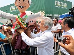 El abanderado de Morena-PES-PT seguirá su recorrido por el estado de Veracruz.  SUN / V. Rosas