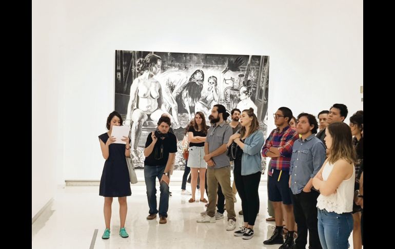 Protesta. Grupo de artistas inconformes por la muestra “Hembras”, ubicada en el MUSA. EL INFORMADOR/J. Pérez