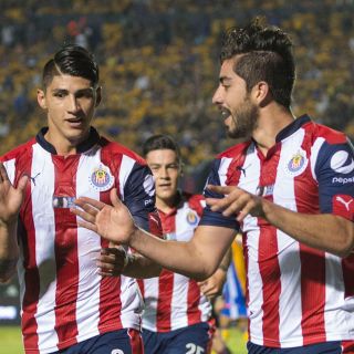 Pulido no sale y Pizarro sigue siendo de Chivas: de Anda