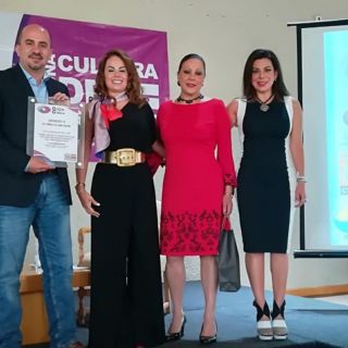 Presenta Del Toro propuestas para empoderar a mujeres tapatías