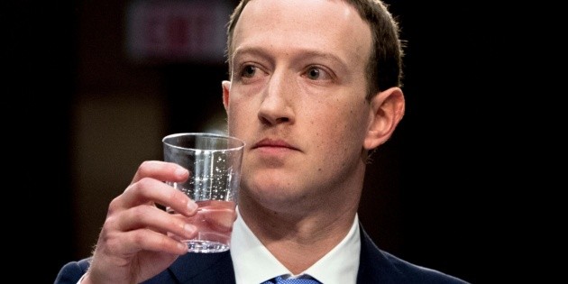 Zuckerberg responder&aacute; ante la Euroc&aacute;mara por filtraci&oacute;n masiva de datos