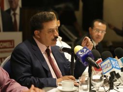 El decálogo de propuestas en materia educativa del abanderado de Morena incluye la rehabilitación de los planteles de educación básica y construir más para ampliar la cobertura. TWITTER/ @DrCarlosLomeli