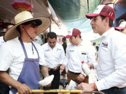 Castro Reynoso se reunió con vecinos de El Grullo y El Limón.  ESPECIAL /