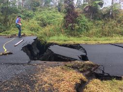 La lava que brotó durante las últimas dos semanas destruyó al menos 26 viviendas y otra decena de inmuebles. AFP /