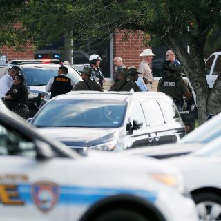 Habría varios muertos tras tiroteo en escuela de Texas