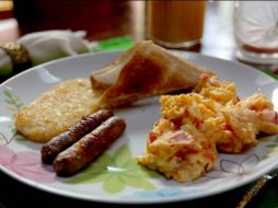 Tras despertar, las personas tienen una hora para consumir su primer alimento; el desayuno debe incluir los tres nutrientes esenciales: carbohidratos, proteínas y grasas. EL INFORMADOR / ARCHIVO