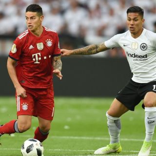 Carlos Salcedo y el Eintracht ganan Copa de Alemania ante el Bayern